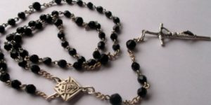 How To Pray the Rosary