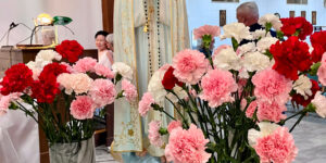 Knights Sponsor May Flowers for the Blessed Mother Veneration Devotional