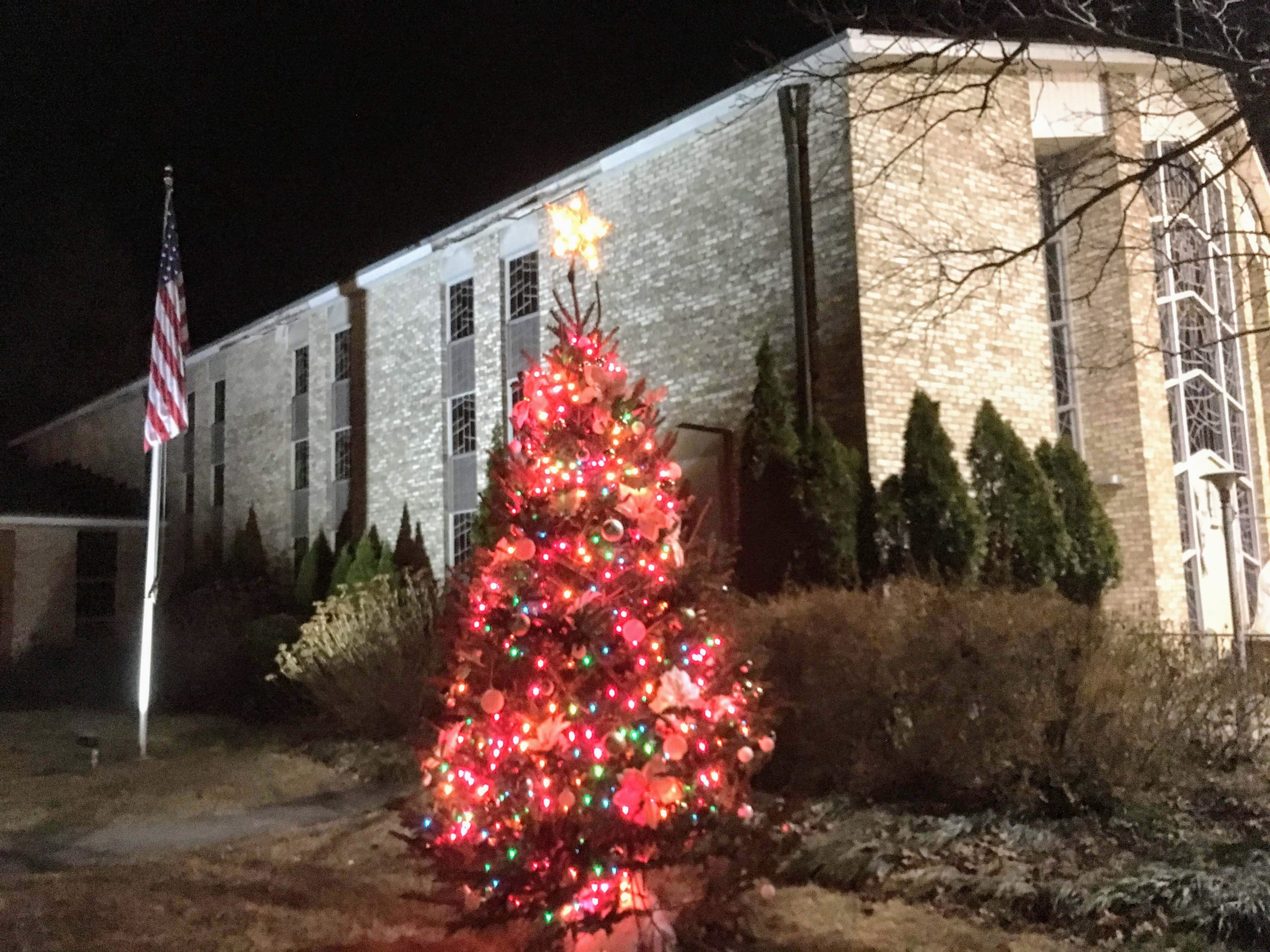 The 2018 Church of the Infant Saviour Christmas Tree is lit!